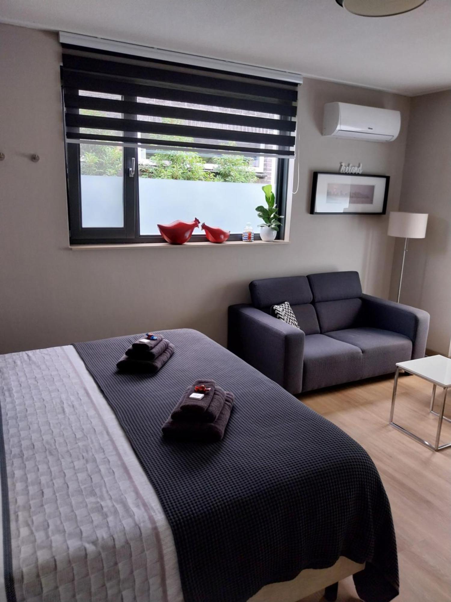 Elvis Presley Private Studio With Kitchen And Airconditioning Goes Exterior photo