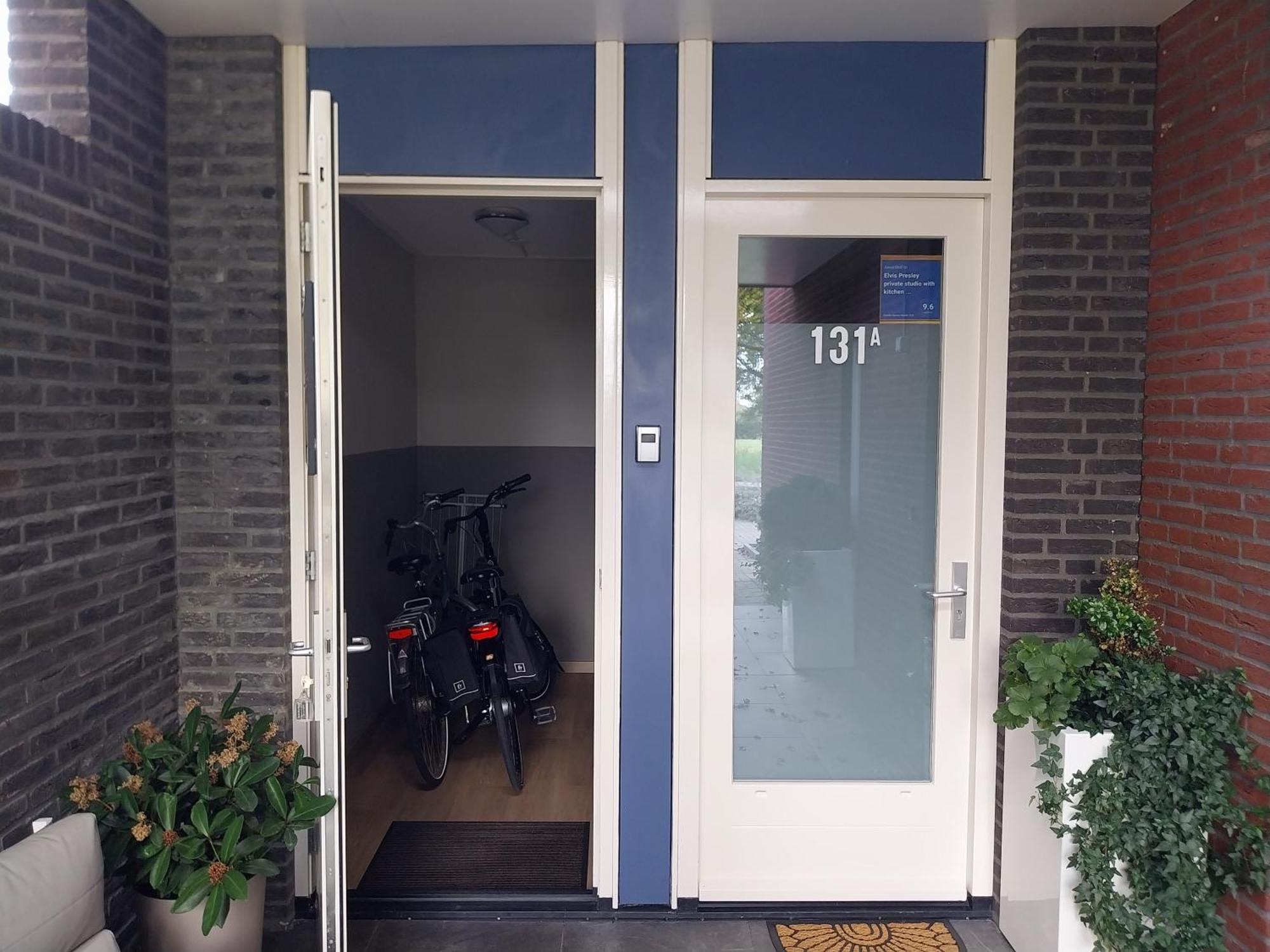 Elvis Presley Private Studio With Kitchen And Airconditioning Goes Exterior photo