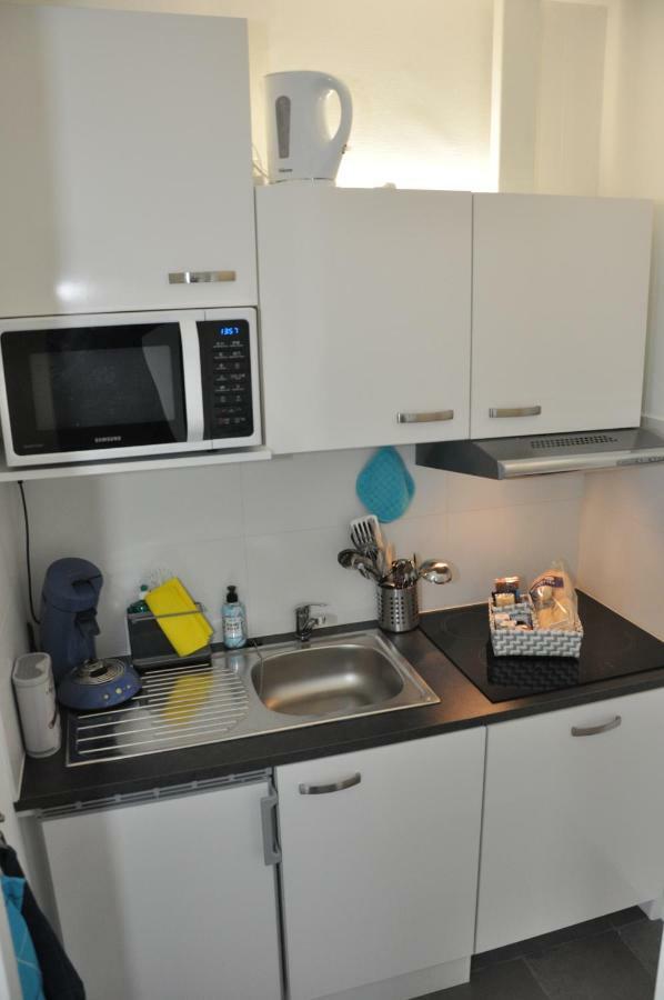 Elvis Presley Private Studio With Kitchen And Airconditioning Goes Exterior photo